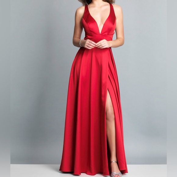Dave & Johnny Prom Dress Red size 3/4 Satin Gown Style A7454 Slit